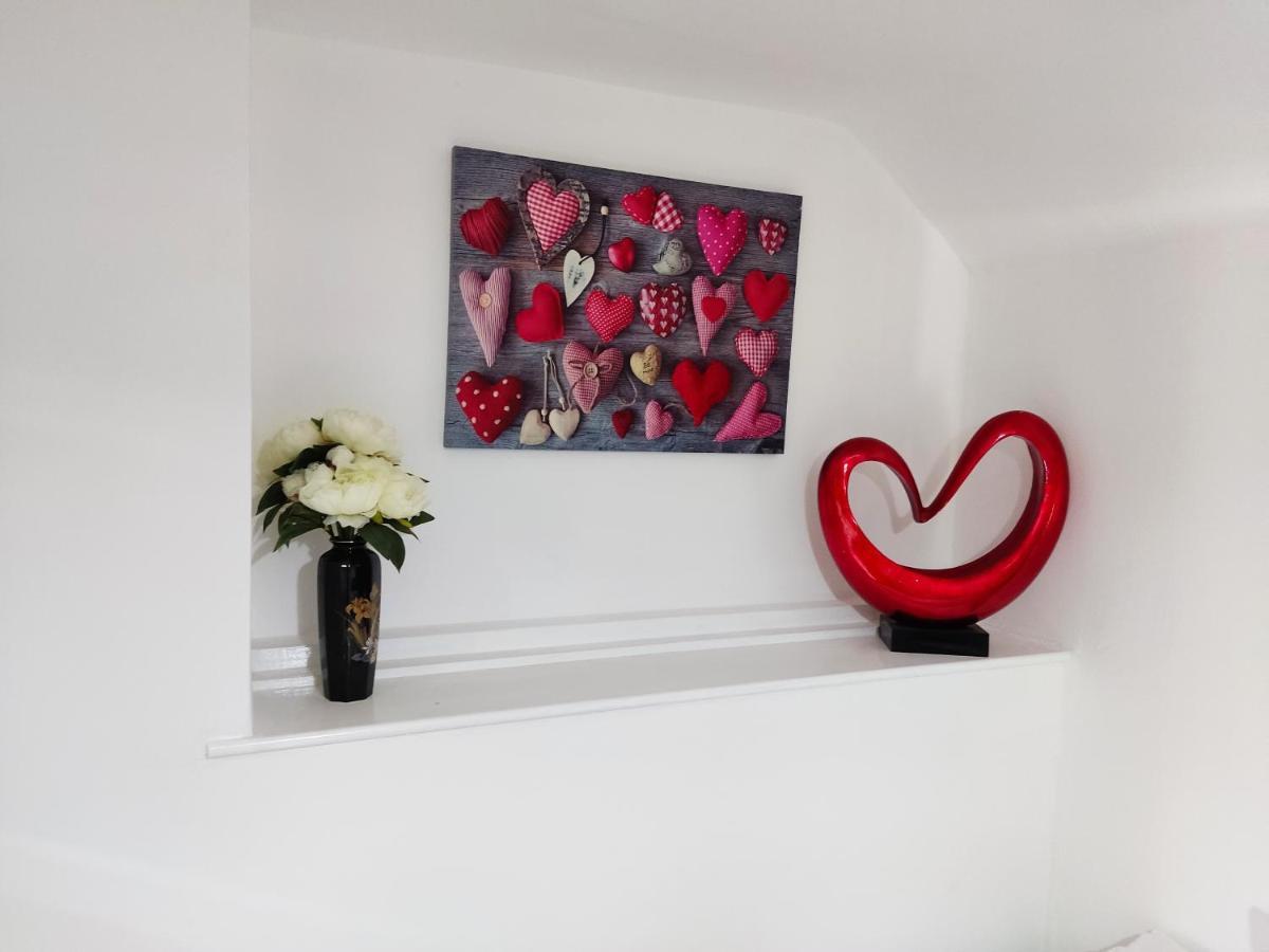 Appartement Cheerful 2-bedroom With Off Street Parking